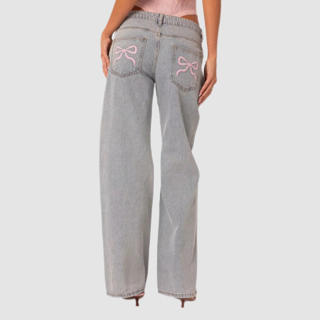 Pink Embroidery Light Blue Wash Wide-Leg Jeans