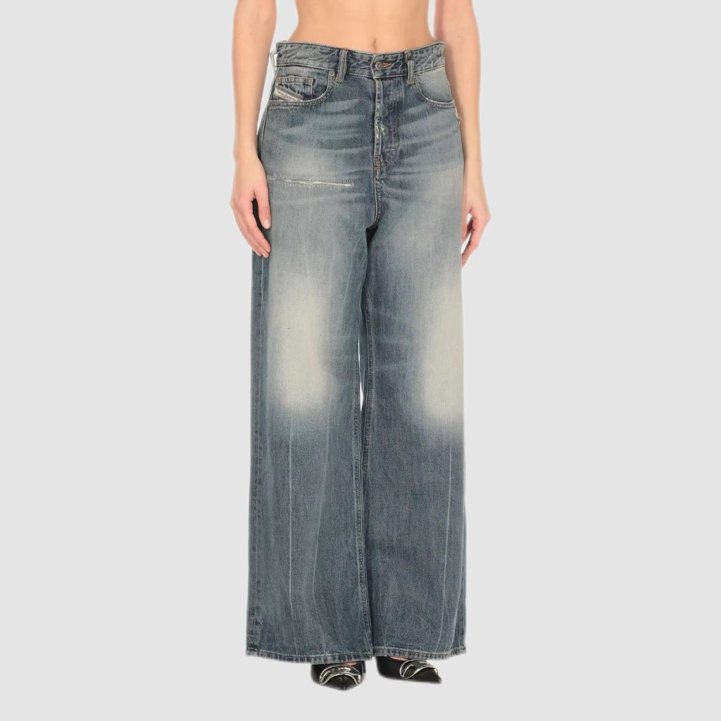 Vintage Wash Wide-Leg Jeans